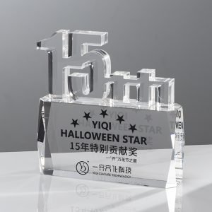 C1068 15th Anniversary Crystal Plaque